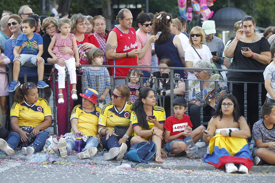 Fotos: ¿Estuviste en el desfile del Día de América en Asturias 2018? ¡Búscate!