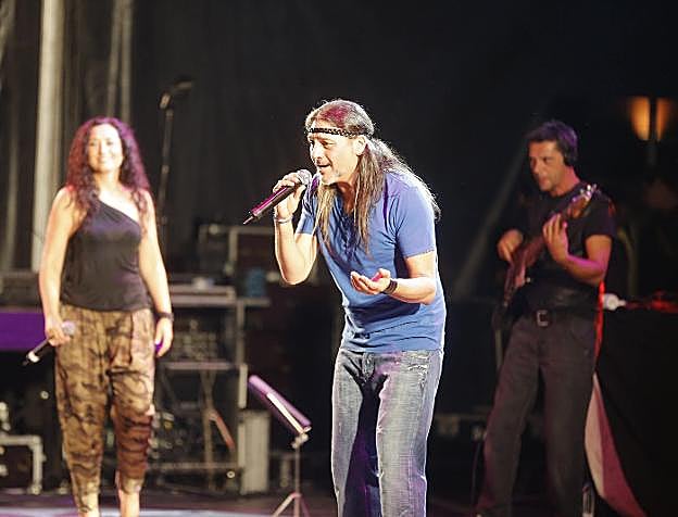 Dioni Martín durante un concierto. 