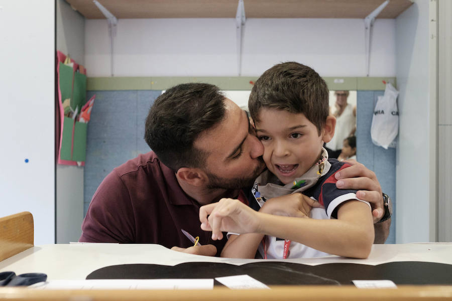 El piragüista y medallista olímpico dio fuerza a los pequeños en una mañana de lo más divertida, que sirvió además para dar visibilidad a los usuarios de ASPACE, afectados en su mayoría por parálisis cerebral