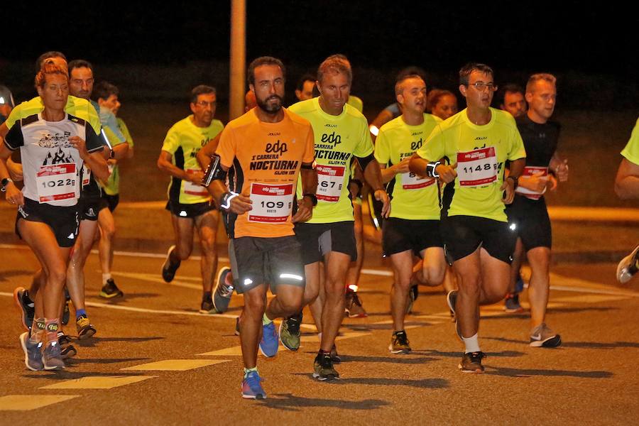 Fotos: ¿Estuviste en la EdP Carrera Nocturna Gijón 10 k? ¡Búscate!