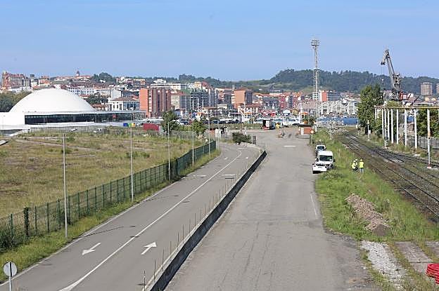 Zona de la que partirá un carril de acceso exclusivo a los cruceros que atracarán en el muelle de San Agustín. 