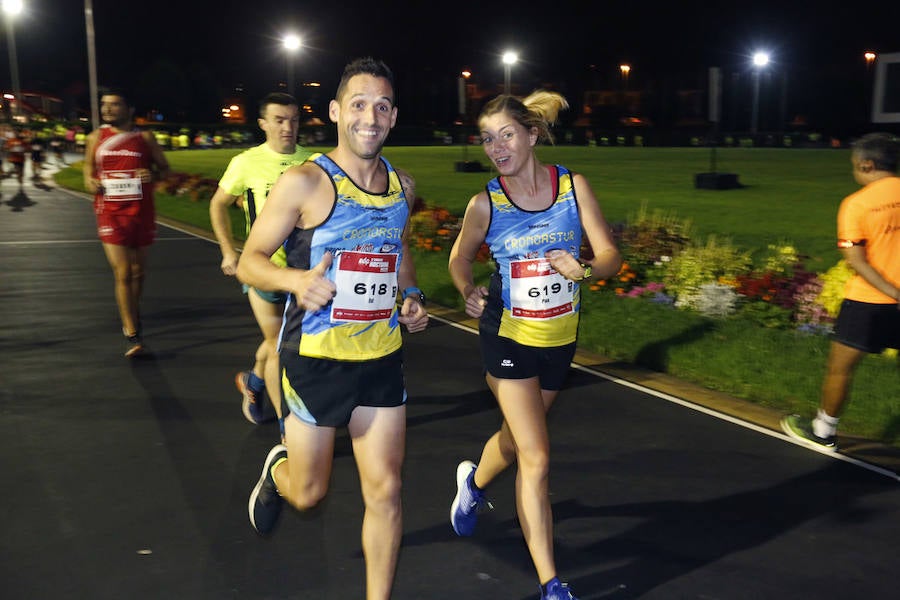 Fotos: ¿Estuviste en la EdP Carrera Nocturna Gijón 10 k? ¡Búscate! (2)