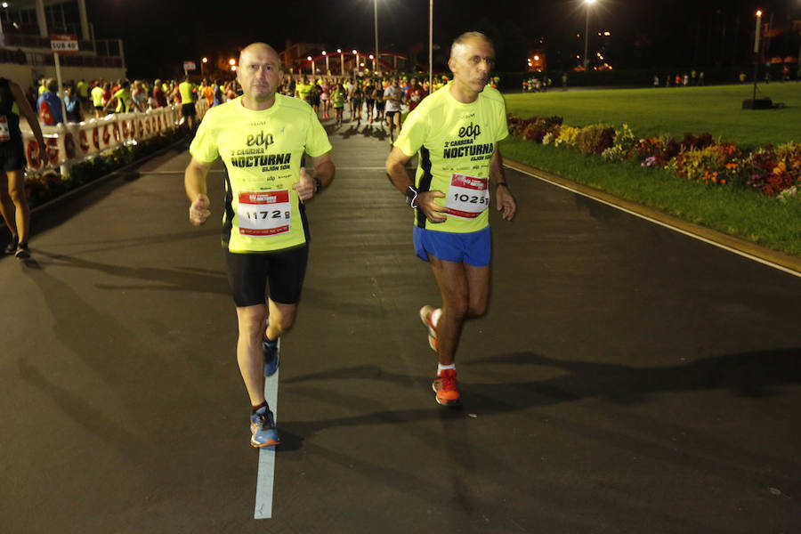 Fotos: ¿Estuviste en la EdP Carrera Nocturna Gijón 10 k? ¡Búscate! (2)