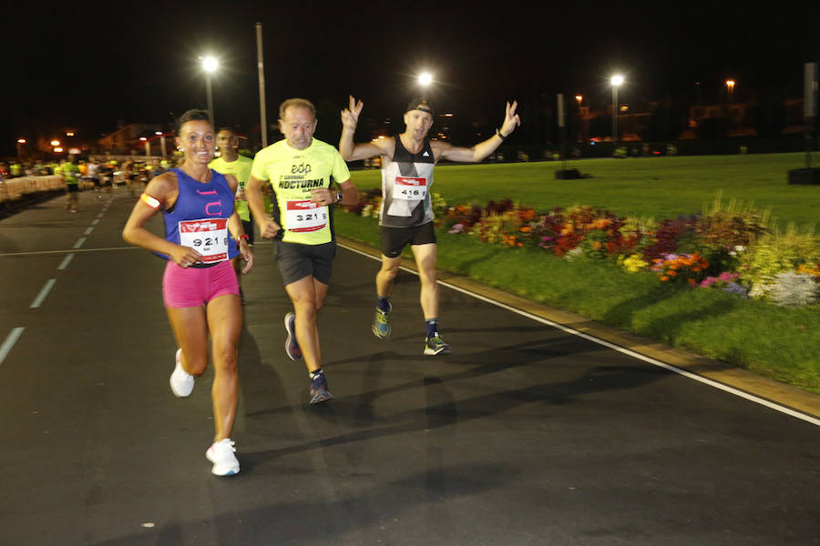 Fotos: ¿Estuviste en la EdP Carrera Nocturna Gijón 10 k? ¡Búscate! (2)