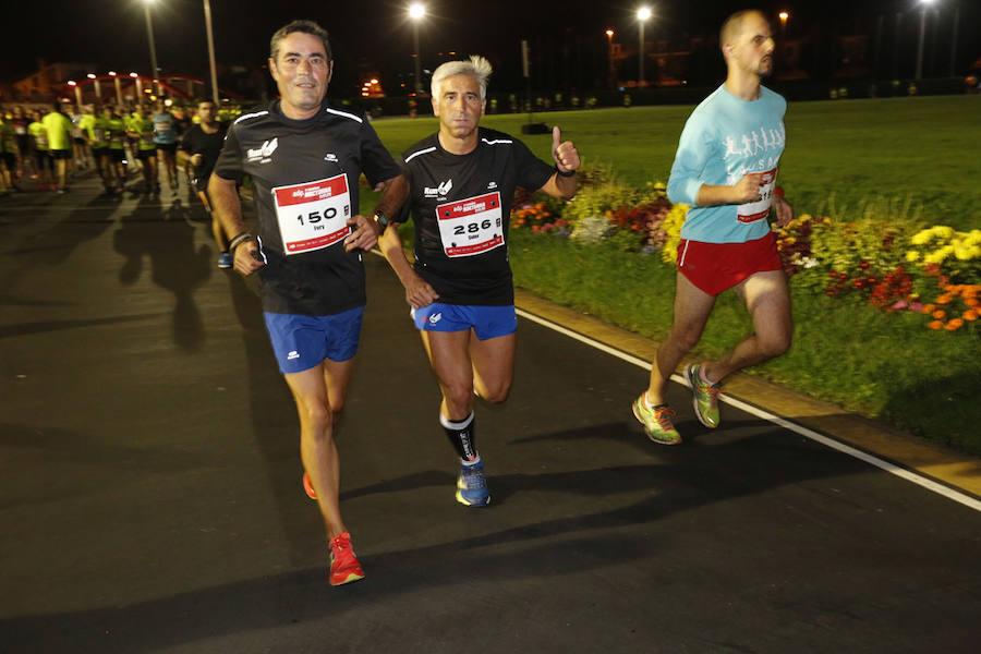 Fotos: ¿Estuviste en la EdP Carrera Nocturna Gijón 10 k? ¡Búscate! (2)