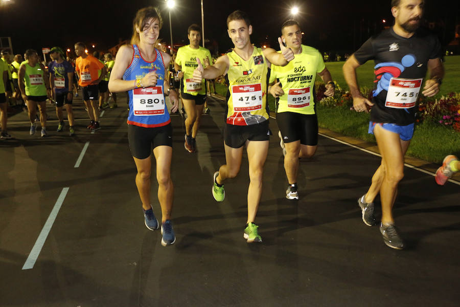 Fotos: ¿Estuviste en la EdP Carrera Nocturna Gijón 10 k? ¡Búscate! (2)
