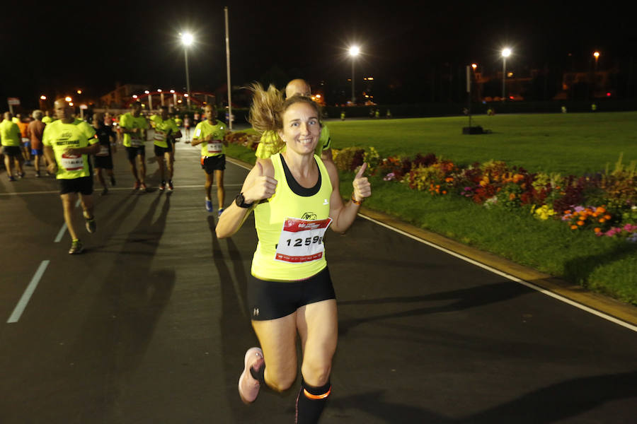 Fotos: ¿Estuviste en la EdP Carrera Nocturna Gijón 10 k? ¡Búscate! (2)