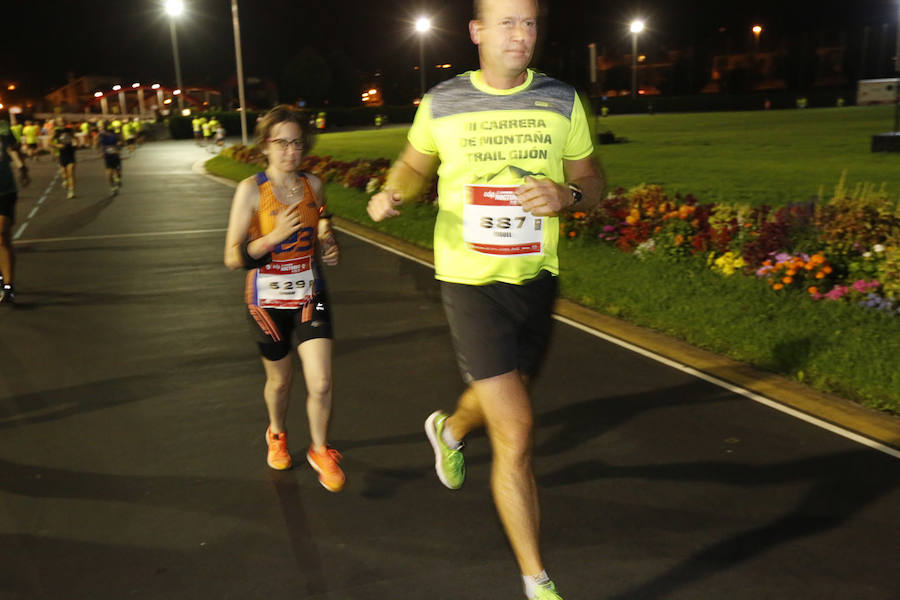 Fotos: ¿Estuviste en la EdP Carrera Nocturna Gijón 10 k? ¡Búscate! (2)