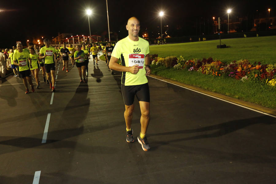 Fotos: ¿Estuviste en la EdP Carrera Nocturna Gijón 10 k? ¡Búscate! (2)