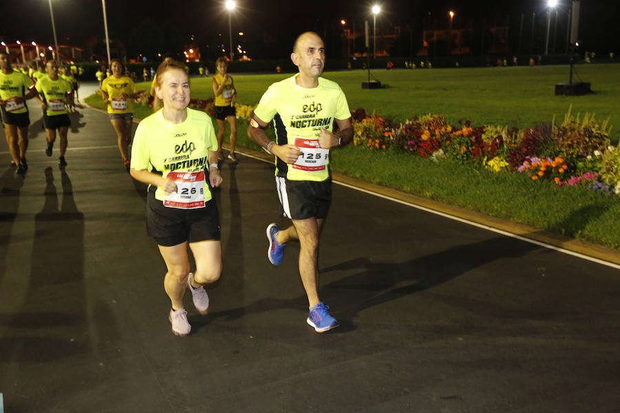 Fotos: ¿Estuviste en la EdP Carrera Nocturna Gijón 10 k? ¡Búscate! (2)