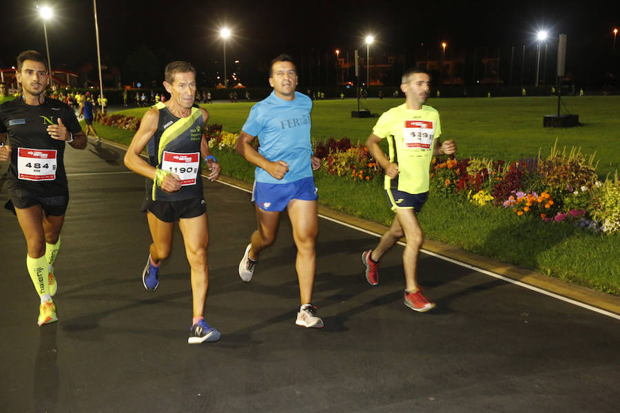Fotos: ¿Estuviste en la EdP Carrera Nocturna Gijón 10 k? ¡Búscate! (2)