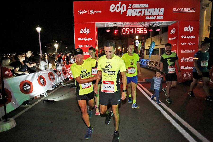  Carrera Nocturna Gijón 10K  Moha Bakkali y Esther Álvarez se impusieron en la prueba. 