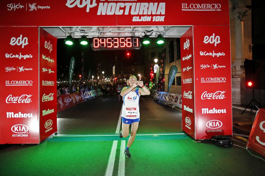  Carrera Nocturna Gijón 10K  Moha Bakkali y Esther Álvarez se impusieron en la prueba. 
