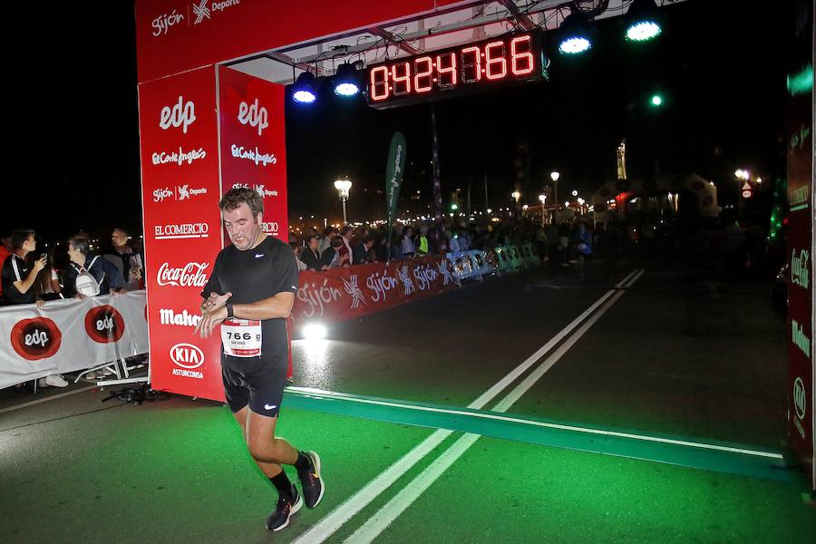  Carrera Nocturna Gijón 10K  Moha Bakkali y Esther Álvarez se impusieron en la prueba. 