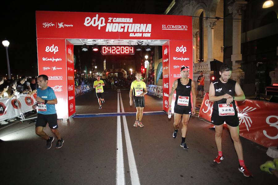  Carrera Nocturna Gijón 10K  Moha Bakkali y Esther Álvarez se impusieron en la prueba. 