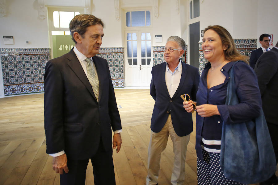 La institución ensalza a Torcuato Fernández-Miranda en sus nuevos locales