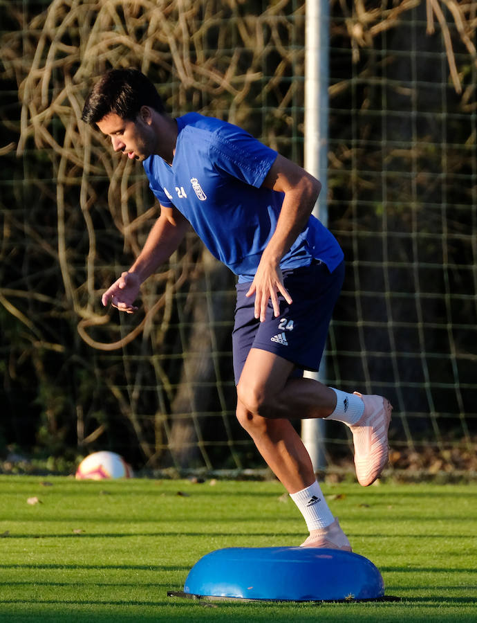 Fotos: Entrenamiento del Real Oviedo (2-10)