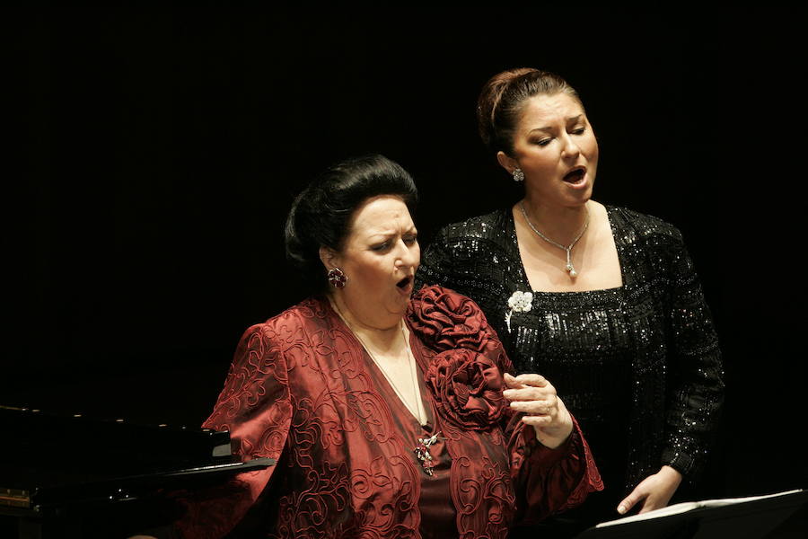 La soprano Montserrat Caballé ha muerto a los 85 años la madrugada de este sábado en el Hospital Sant Pau de Barcelona.