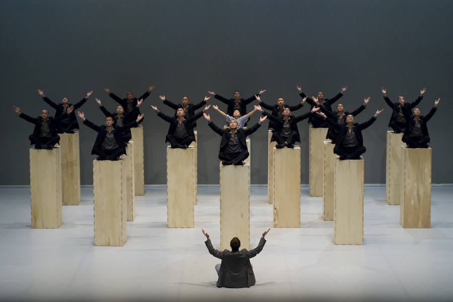 Una veintena de monjes del templo Shaolin se suben a las tablas del coliseo gijonés, en un espectáculo incluido en el ciclo Danza Xixón 2018