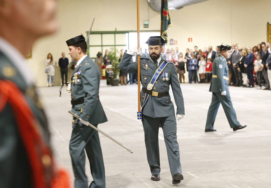 Es la primera ocasión que los actos institucionales de la Guardia Civil se desarrollaban fuera de la comandancia de Contrueces