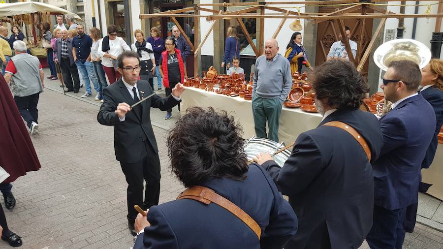 Cangas del Narcea festeja la vendimia