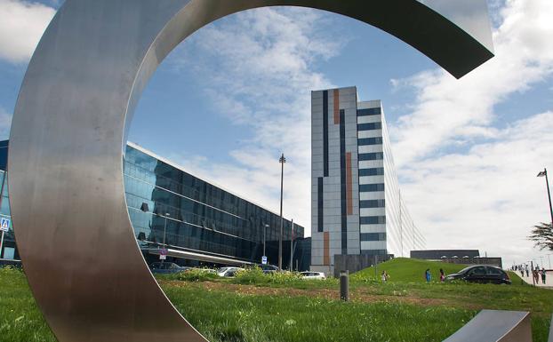 Hospital Universitario Central de Asturias.