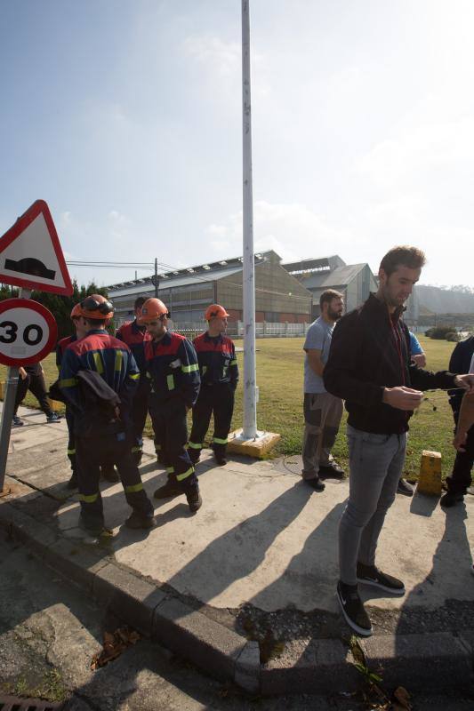 La multinacional ha comunicado a los comités de empresa de sus tres factorías españolas y al comité europeo su decisión de cerrar las instalaciones de Avilés y Coruña. 