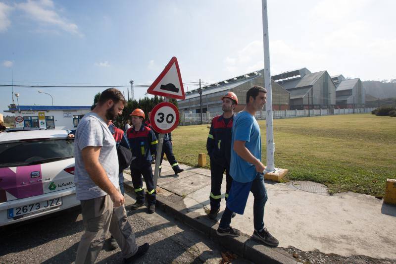 La multinacional ha comunicado a los comités de empresa de sus tres factorías españolas y al comité europeo su decisión de cerrar las instalaciones de Avilés y Coruña. 