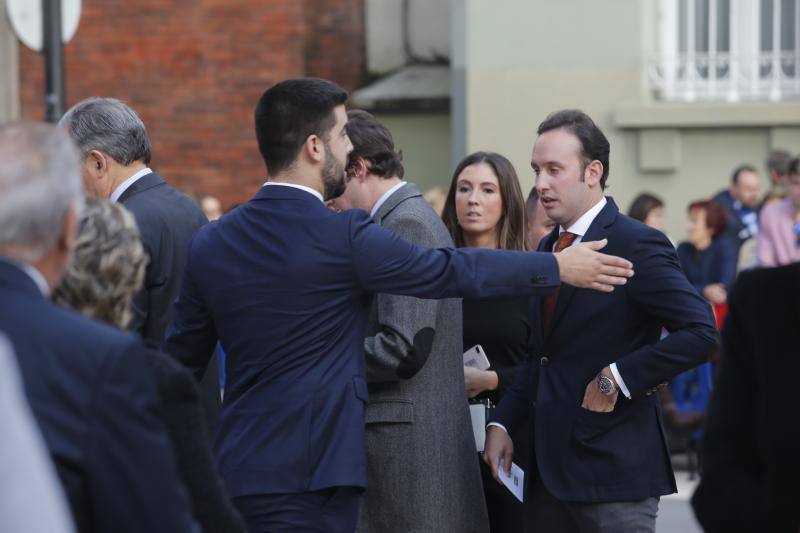 El recital en el Auditorio Príncipe Felipe ha sido el acto principal de la primera jornada de los Reyes en Asturias, que además ha contado con la asistencia de cuatro de los galardonados: Michael J. Sandel (Ciencias Sociales), Alma Guillermoprieto (Comunicación y Humanidades); la oceanógrafa Sylvia A. Earle (Concordia) y el paleontólogo sueco Svante Pääbo (Investigación Científica y Técnica).