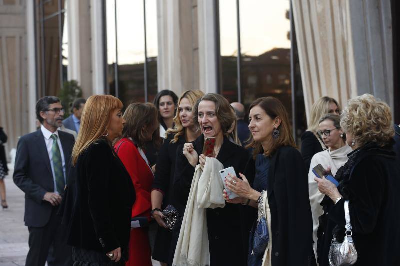 El recital en el Auditorio Príncipe Felipe ha sido el acto principal de la primera jornada de los Reyes en Asturias, que además ha contado con la asistencia de cuatro de los galardonados: Michael J. Sandel (Ciencias Sociales), Alma Guillermoprieto (Comunicación y Humanidades); la oceanógrafa Sylvia A. Earle (Concordia) y el paleontólogo sueco Svante Pääbo (Investigación Científica y Técnica).