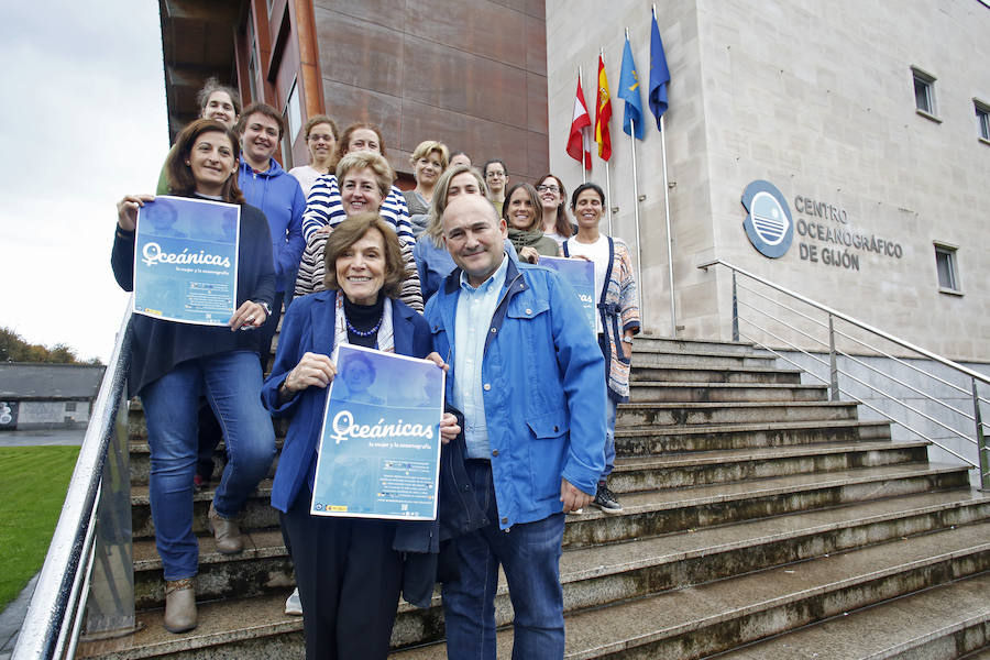 La oceanógrafa estadounidense Sylvia Earle, galardonada con el Premio Princesa de Asturias de la Concordia, visitó este jueves el Instituto oceanográfico de Gijón