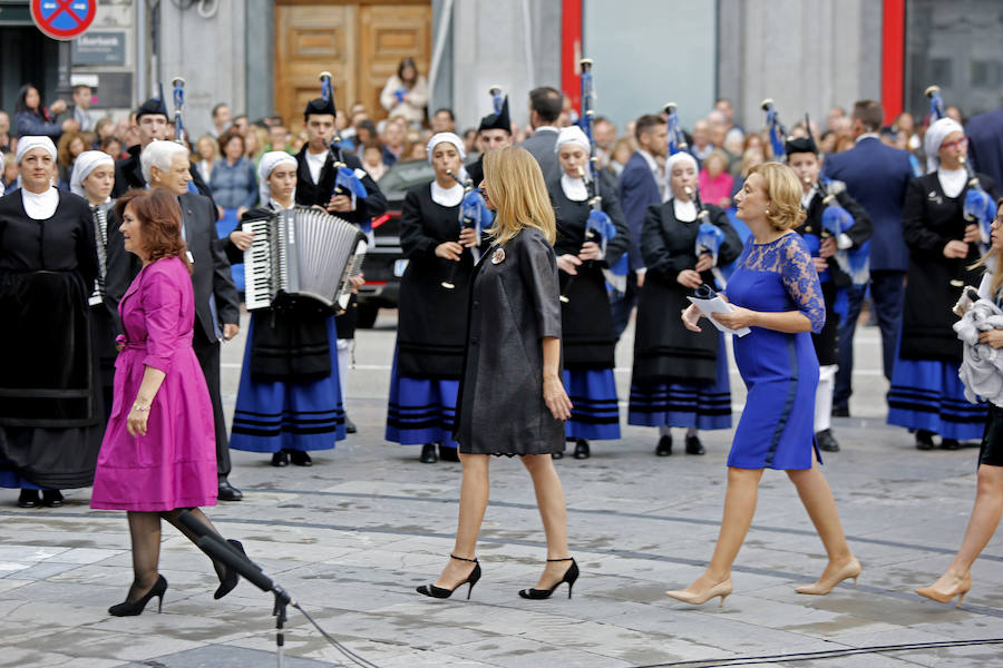 Fotos: La alfombra azul de los Premios Princesa de Asturias 2018