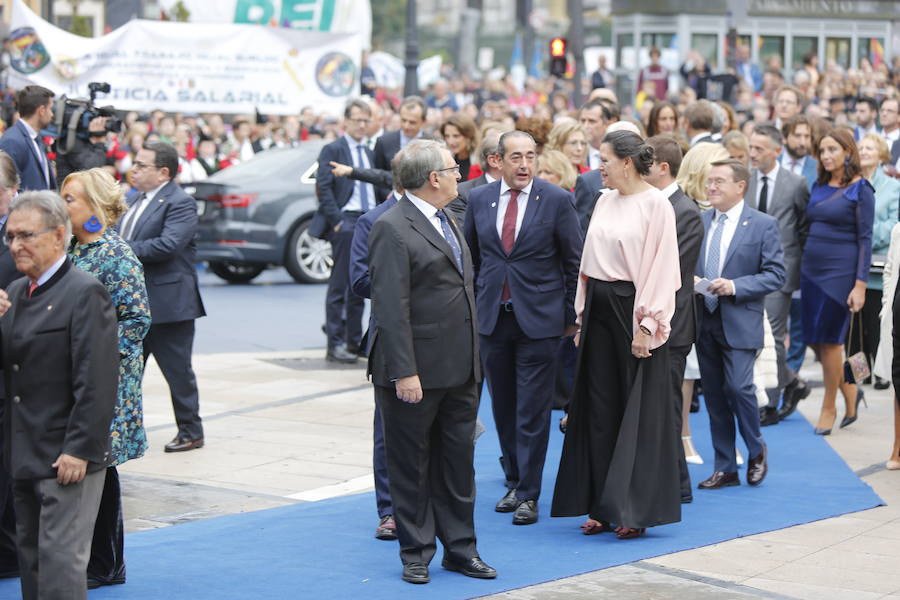 Fotos: La alfombra azul de los Premios Princesa de Asturias 2018