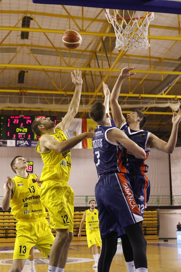 Fotos: Las imágenes del Liberbank Oviedo - Orense