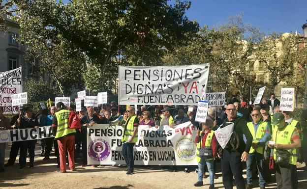 Manifestación de pensionistas ante el Tribunal Supremo.