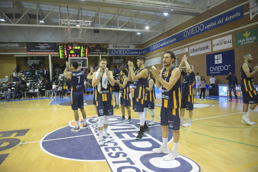 El Liberbank Oviedo sigue sin experimentar la victoria en Pumarín