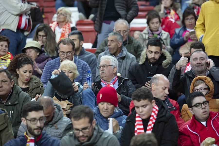 Fotos: ¿Estuviste en el Sporting - Córdoba? ¡Búscate! (1)