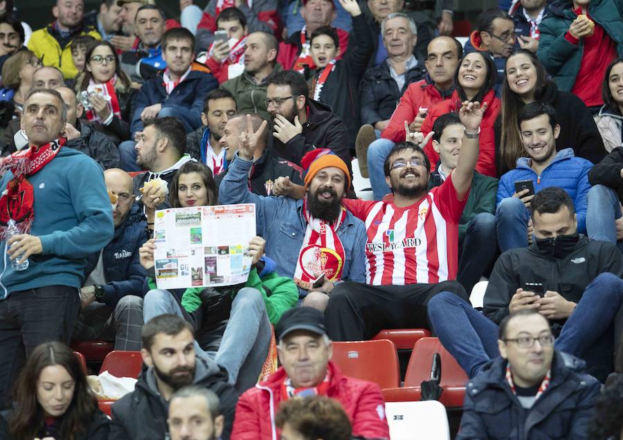 Fotos: ¿Estuviste en el Sporting - Córdoba? ¡Búscate! (1)