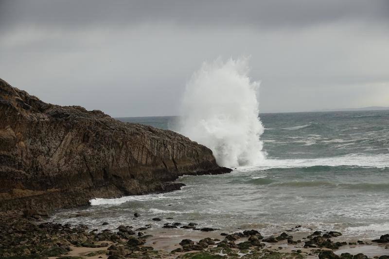 Los concejos del oriente asturiano llucen un manto blanco