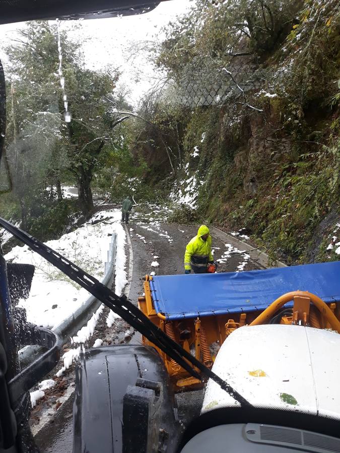 En líneas generales, la semana vendrá protagonizada por más inestabilidad hacia el oeste y menos probabilidad de lluvias hacia el oriente. Las temperaturas serán más altas y la cota de nieve será superior a los 1200/1400 metros