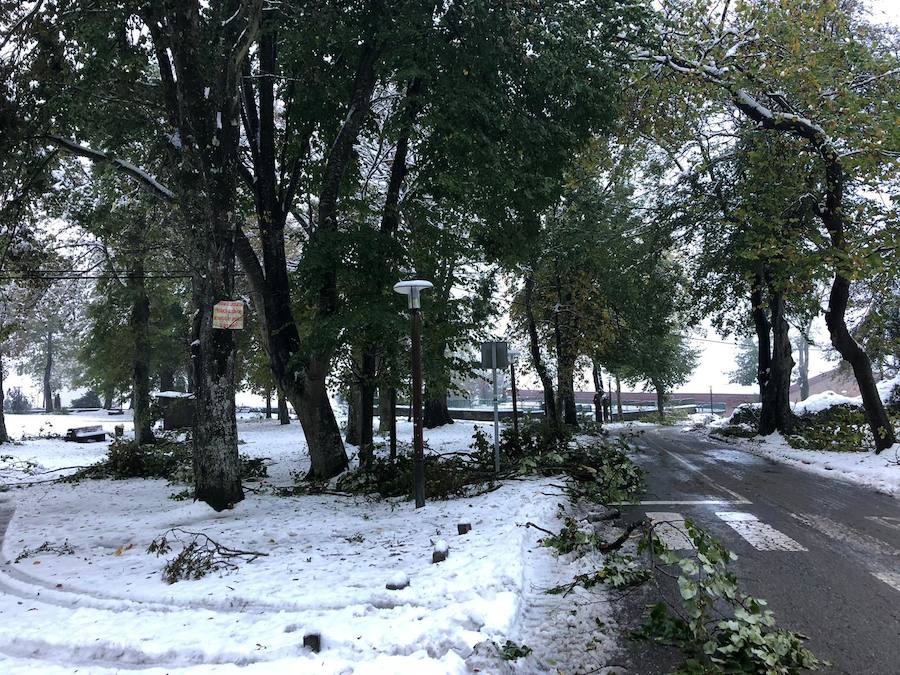 En líneas generales, la semana vendrá protagonizada por más inestabilidad hacia el oeste y menos probabilidad de lluvias hacia el oriente. Las temperaturas serán más altas y la cota de nieve será superior a los 1200/1400 metros