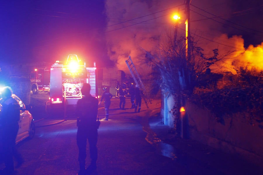El incidente, que no causó daños personales, generó una intesa humareda visible desde muchos puntos de la ciudad