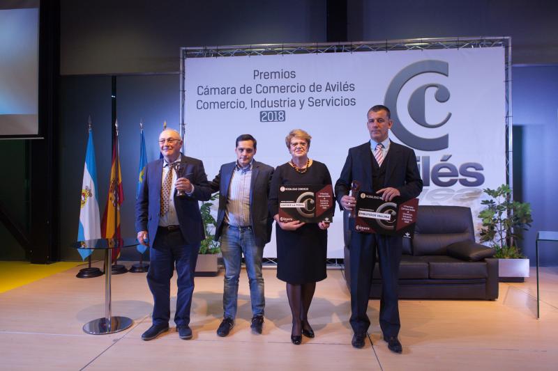 La Cámara de Comercio entrega sus premios anuales a Embutidos Vallina, Quesos La Peral y el Real Balneario de Salinas.