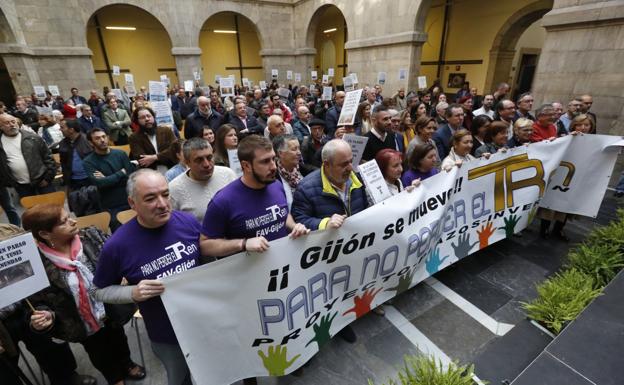 Fomento afirma que la visita a Gijón «aún no está en la agenda» del ministro