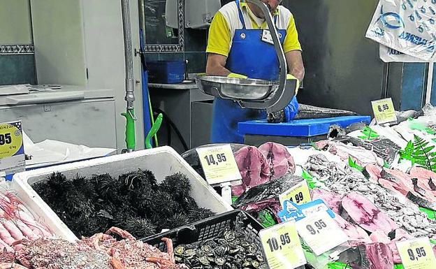 Los oricios triplican al centollo