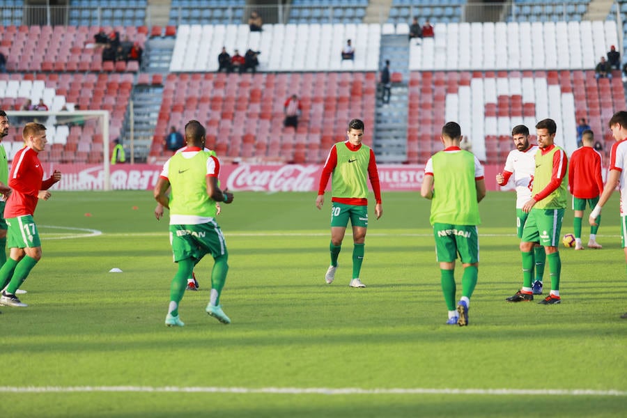 El conjunto rojiblanco no consiguió puntuar en el Estadio de los Juegos Mediterráneos. 