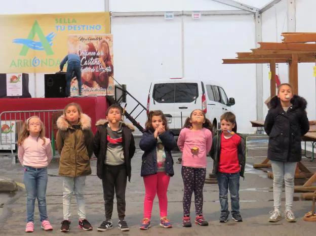 Juegos tradicionales por el certamen de la castaña