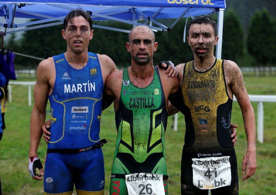 Fotos: ¿Estuviste en el duatlón El Asturcón en Oviedo? ¡Búscate!