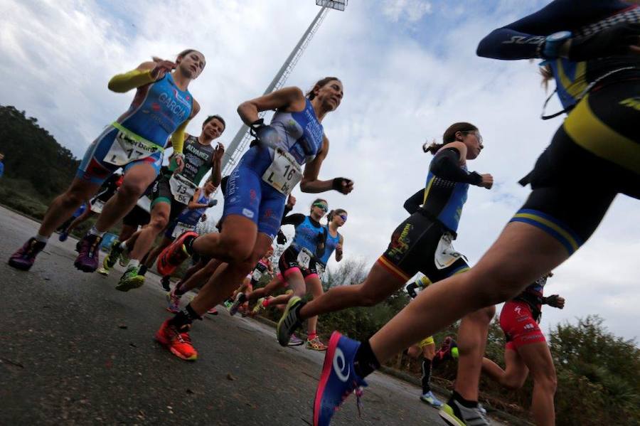 Fotos: ¿Estuviste en el duatlón El Asturcón en Oviedo? ¡Búscate!