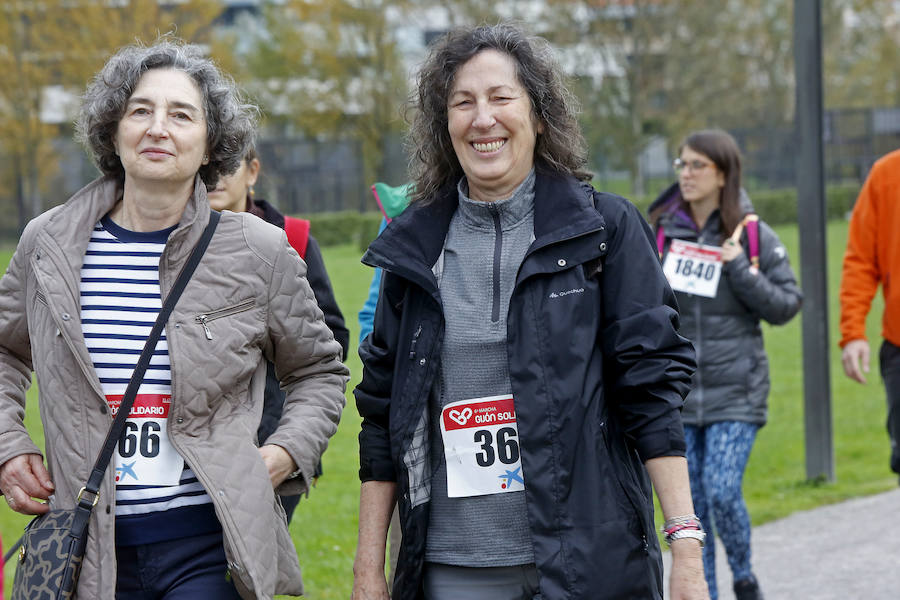 Fotos: ¿Estuviste en la VI Marcha Gijón Solidario? ¡Búscate! (2)